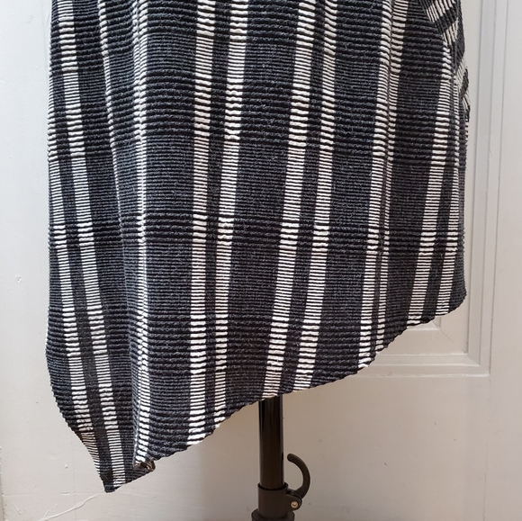 GAP Grey and White Striped Knit Dress - Picture 2 of 7